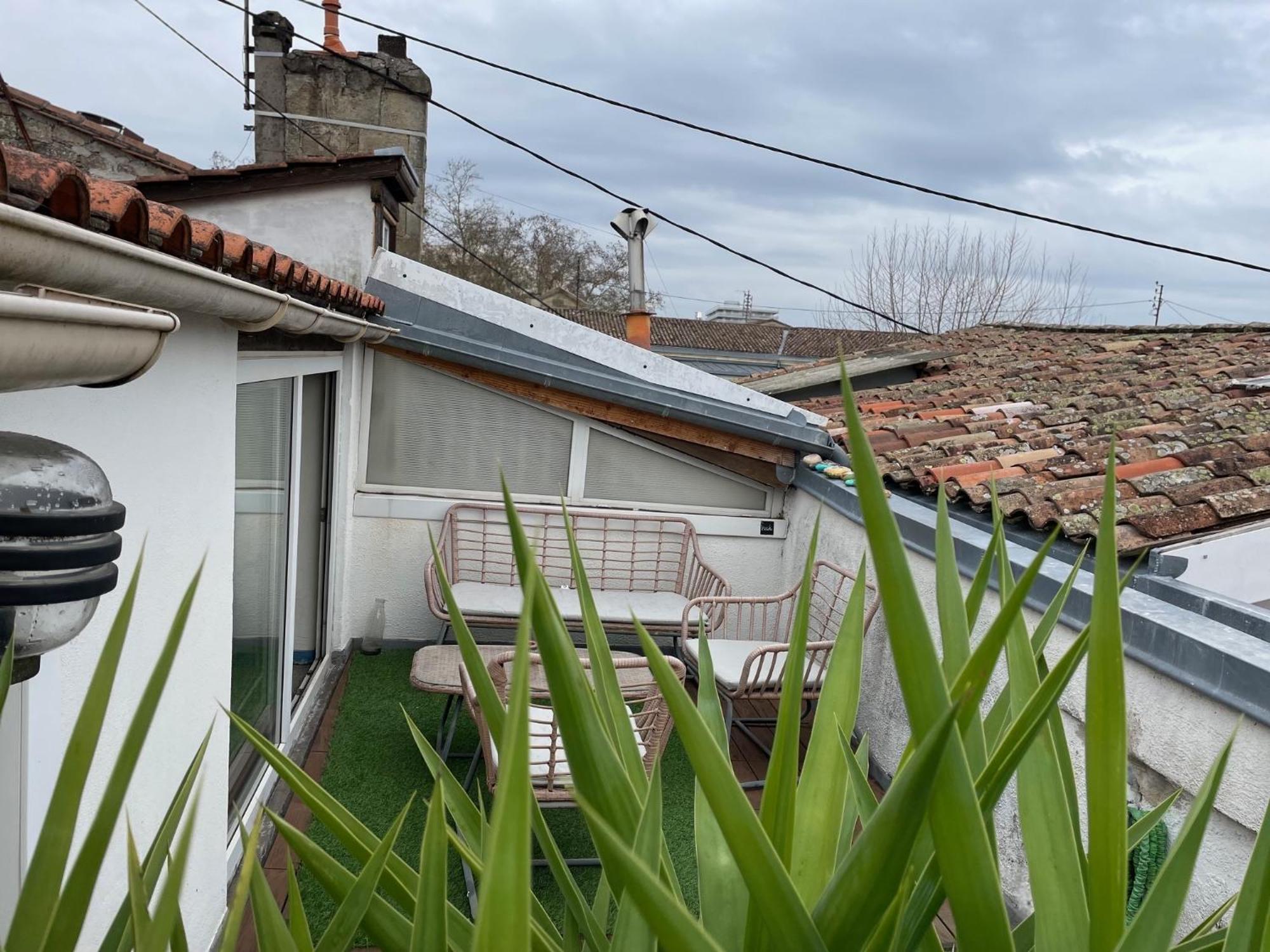 Logement Familial Etage Privatif Lägenhet Bordeaux Exteriör bild